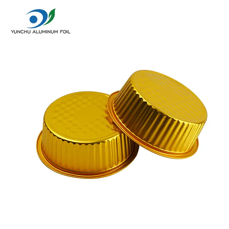 Jednorazové podnosy na pečenie okolo hliníkových fólových kontajnerov